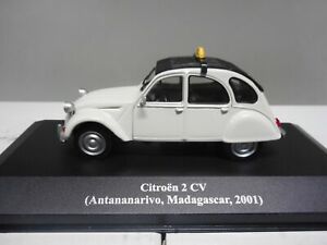 【送料無料】ホビー ・模型車・バイク レーシングカー シトロエンタクシーアンタナナリボアルタヤcitroen 2cv taxi antanannarivo 2001 altaya ixo 143