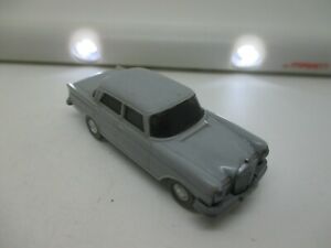 【送料無料】ホビー ・模型車・バイク レーシングカー ワイキングメルセデスシルバーグレーシューブwiking mercedes 220, silver grey, acid hb nr3781d schub 69