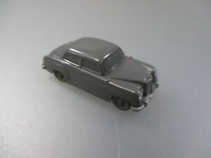 【送料無料】ホビー ・模型車・バイク レーシングカー ワイキングメルセデスベンツガラスwiking mercedes benz 180, not glazed schub 35