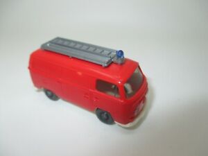 【送料無料】ホビー ・模型車・バイク レーシングカー ワイキングオレンジシューブwiking vw t2 fire red orange, sour hb nr10481a schub 140