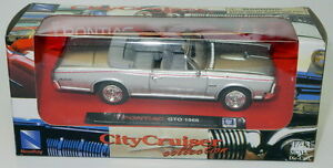 【送料無料】ホビー 模型車 モデルカー ポンティアックシルバーモデルカーpontiac gto 1966 silver 143 model car refbox xy19