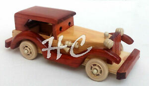 【送料無料】ホビー 模型車 モデルカー ハンドメイドモデルクリスマスプレゼントhandmade wooden classical kids car toy old model vehicle christmas gifted decor