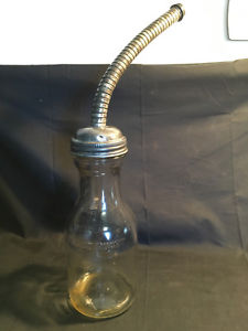 old vtg glass oil bottle w cap one liquid quart approved model bw1228 motor carガラスオイルボトルキャップクォートモデルモーターカー※注意※NYからの配送になりますので2週間前後お時間をいただきます。人気の商品は在庫が無い場合がございます。ご了承くださいませ。サイズの種類の商品は購入時の備考欄にご希望のサイズをご記載ください。　携帯メールでの登録ですと楽天からのメールが届かない場合がございます。