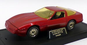 【送料無料】ホビー 模型車 モデルカー スケールモデルカーシボレーコルベットクーペmajorette 124 scale model car 4202 chevrolet corvette coupe red