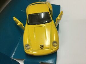 ̵ۥۥӡ Ϸ ǥ륫 ǥݥ륷ɥ1x1model porsche 911 yellow car 2 door 45 inch x15 inch