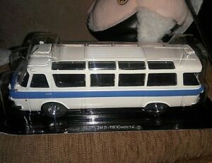 model car bus 143 zil118 yunost039;モデルカーバス＃※注意※NYからの配送になりますので2週間前後お時間をいただきます。人気の商品は在庫が無い場合がございます。ご了承くださいませ。サイズの種類の商品は購入時の備考欄にご希望のサイズをご記載ください。　携帯メールでの登録ですと楽天からのメールが届かない場合がございます。