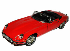 jaguar etype roadster cabriolet red 19611974 118 yatming model car with orジャガータイプロードスターカブリオレレッドモデル※注意※NYからの配送になりますので2週間前後お時間をいただきます。人気の商品は在庫が無い場合がございます。ご了承くださいませ。サイズの種類の商品は購入時の備考欄にご希望のサイズをご記載ください。　携帯メールでの登録ですと楽天からのメールが届かない場合がございます。