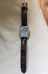 【送料無料】腕時計　レディースジャイアントクロノグラフステンレススチールストーンズベゼルウォッチladies giantto chronograph stainless steel amp; cz stones bezel watch