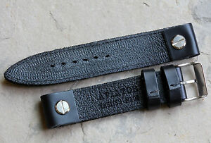 【送料無料】腕時計　マットブラックオープンエンドパイロットストラップメイドインイングランド