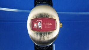 【送料無料】腕時計　ヴィンテージラッサーバイラヴィサジャンプアワーデジタルウォッチサーカスイスサービスvintage nos lasser by ravisa jump hour digital watch circa 1970s swiss serviced