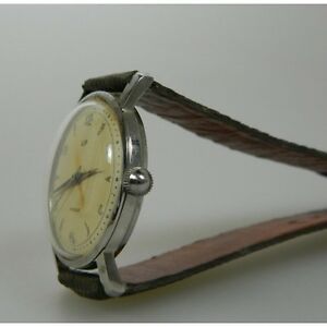 【送料無料】　腕時計　タイメックスtw5m10400アイアンマン30アラームindiglotimex tw5m10400, mens ironman 30lap resin watch, sleek, alarm, indiglo