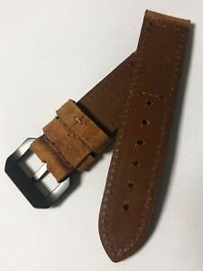 【送料無料】avi8 hawker hurricane chronograph 43mm 5atm av404104