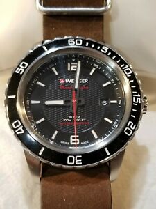 【送料無料】腕時計　ヴェンゲルブラックナイト