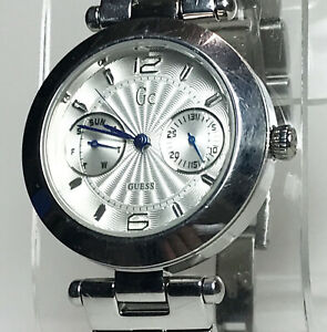 【送料無料】腕時計 ゲスシルバーオートデイポリッシュwatch womens guess gc6000 preowned silver auto day amp; date cleaned amp; polished