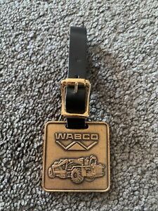 【送料無料】腕時計　スクレーパーストラップフォブwabco heavy equipment scraper watch fob with strap