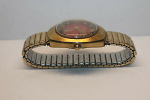 【送料無料】腕時計　ヴィンテージブローバデュアルvintage 1972 bulova dual date wrist watch 10k gf