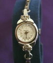 beautiful vintage woldman swiss womens wristwatchヴィンテージウォルドマンスイス※注意※NYからの配送になりますので2週間前後お時間をいただきます。人気の商品は在庫が無い場合がございます。ご了承くださいませ。サイズの種類の商品は購入時の備考欄にご希望のサイズをご記載ください。　携帯メールでの登録ですと楽天からのメールが届かない場合がございます。