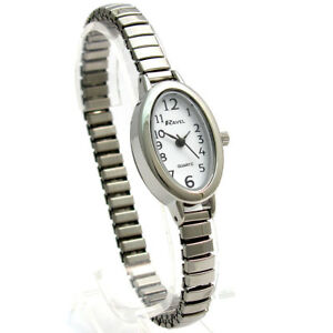 腕時計　ラヴェルレディースオーバルクォーツウォッチブレスレットシルravel ladies easy read oval quartz watch expanding bracelet sil 02 r0201022