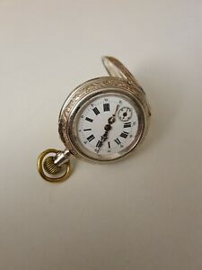 【送料無料】腕時計　タッシェンウール