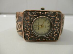 【送料無料】腕時計 モントレアルベルトフィオーロクォーツフェムmontre alberto fioro quartz femme 【送料無料】腕時計 モントレアルベルトフィオーロクォーツフェムmontre alberto fioro quartz femme