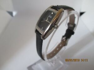 【送料無料】腕時計 レディースクォーツバッテリーウォッチgenuine limit ladies quartz battery watch