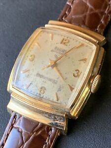 【送料無料】腕時計 ヴィンテージメンズエルギンレアケースタンクセルフワインディングカルランニングサービスvintage mens elgin rare case tank self winding cal 645 10k rpg running serviced