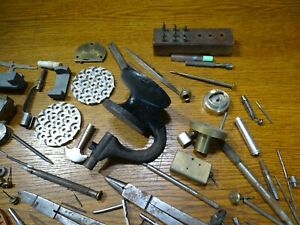 【送料無料】腕時計　ロットキロズドチルズドホロジュリーツアーダイバーズlot 2,7 kilos doutils dhorlogerie tour et divers