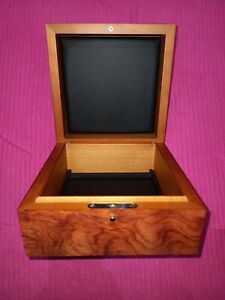 【送料無料】guess w65023l1 damenuhr micro mini silikon wei mit weien steinen neu