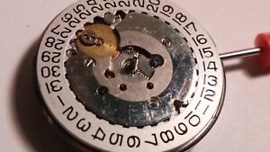 【送料無料】腕時計　ムーブメントスイスローターcertina movement c 2568182, nos swiss made, 11 12, 28800ah11 with rotor
