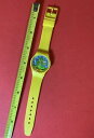 yzrv@Be[WO[WCAggXvEgvintage 1980s green giant little sprout advertising mail away wrist watch