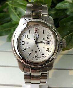 【送料無料】腕時計 ビクトリノックススイスメンズステンレスvictorinox swiss army icer 1884 mens stainless steel 24704
