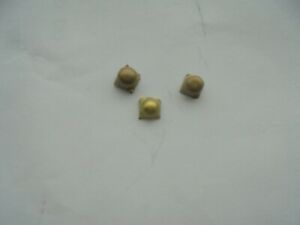 hokushinの【送料無料】腕時計　ケースボタンthree verge outer case release buttons in brass｜アングル2