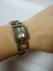 【送料無料】腕時計　アイデンティティロンドンウォッチスクエアリンクブレスレットステンレススチールバック
