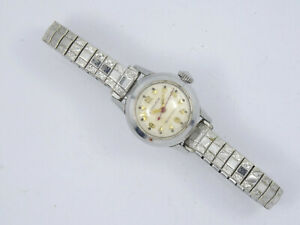 【送料無料】腕時計　レアヴィンテージブローバミリメートルレディーススイスrare vintage bulova 19mm selfwinding m2 ladies swiss automatic watch * working