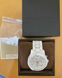 【送料無料】腕時計　マイケルコースホワイトセラミックスポーツクロノグラフブレスレットウォッチmichael kors white ceramic sport chronograph bracelet watch mk5161