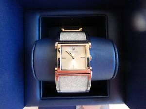 【送料無料】腕時計 スワロフスキークリスタルブレスレットウォッチモデルswarovski crystal bracelet watch model 5027134 【送料無料】腕時計 スワロフスキークリスタルブレスレットウォッチモデルswarovski crystal bracelet watch model 5027134