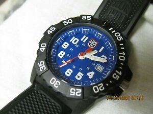 【送料無料】腕時計　ルミノックス