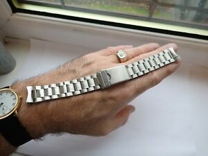 【送料無料】腕時計 パルサークラスプステンレスモデルgenuine pulsar 20mm clasp amp; 18mm links 20mm ends stainless not sure what model