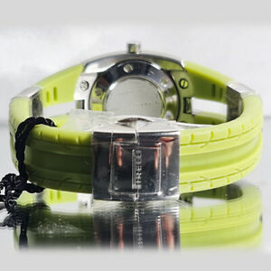 【送料無料】腕時計　オロロジオピレリゼロテンポプレッツォディリスティーノ?orologio pirelli p zero tempo prezzo di listino 490?