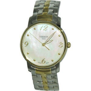 【送料無料】腕時計 マザーオブパールツートンクォーツウォッチtissot t0522102211700 womens 38mm mother of pearl twotone quartz watch 【送料無料】腕時計 マザーオブパールツートンクォーツウォッチtissot t0522102211700 womens 38mm mother of pearl twotone quartz watch