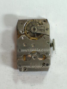 【送料無料】腕時計　エルギンジュエルムーブメントused elgin 180 7jewel wristwatch movement m205
