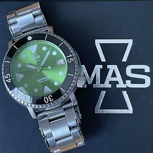 【送料無料】腕時計　シーグリーンイルカジダイブウォッチmas sea green irukandji 200m automatic dive watch