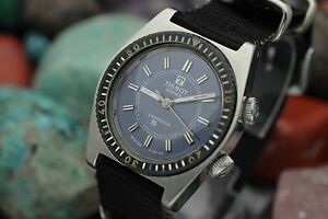 腕時計　ヴィンテージソノラスアラームステンレススチールダイバーウォッチvintage tissot sonorous pr516 alarm stainless steel diver watch