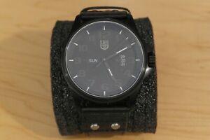 【送料無料】腕時計　ルミノックス