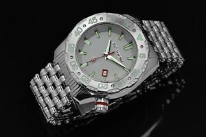 aragon a082gry sea charger automatic 44mmアラゴン※注意※NYからの配送になりますので2週間前後お時間をいただきます。人気の商品は在庫が無い場合がございます。ご了承くださいませ。サイズの種類の商品は購入時の備考欄にご希望のサイズをご記載ください。　携帯メールでの登録ですと楽天からのメールが届かない場合がございます。