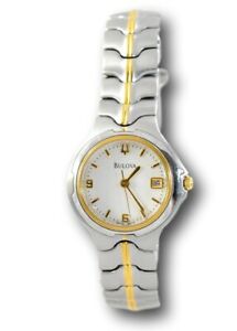 【送料無料】腕時計　ブローバツートンゴールドステンレススチールブレスレットbulova womens 27mm twotone gold stainless steel bracelet watch 98u23