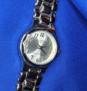 【送料無料】腕時計 ジュネーブクラシックブレスレットシルバートーンエステートウォッチバッテリーgeneva classic bracelet silver tone estate watch, fresh battery works 620 a10