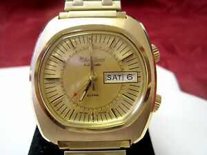 【送料無料】腕時計　ルシアンピカールスイスアラームメンズデュアルデイデートウォッチrare lucien piccard swiss automatic alarm mens dual day date watch