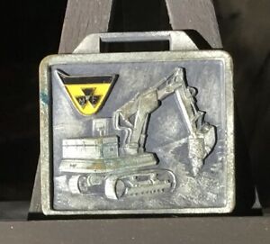【送料無料】腕時計　マッセイファーガソンmasseyferguson excavator heavy machinery equipment watch fob mal15