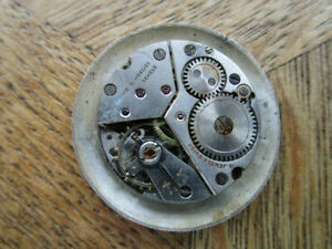 【送料無料】腕時計　ヴィンテージボームメルシエマニュアルムーブメントカルペソウvintage used baume amp; mercier manual movement cal peseux 320 for parts